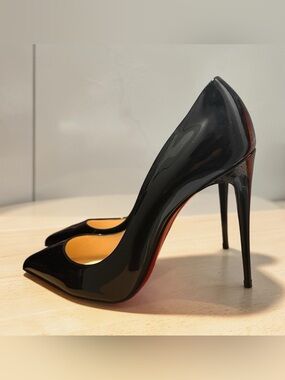 Christian Louboutin PIGALLE FOLLIES 100 PATENT